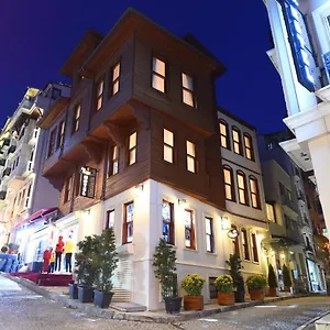Elyka Estambul