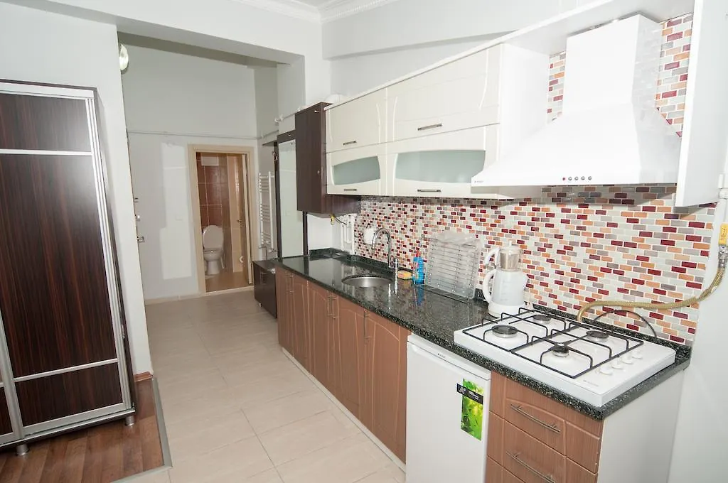 Karahan Residence Istanbul 2*,